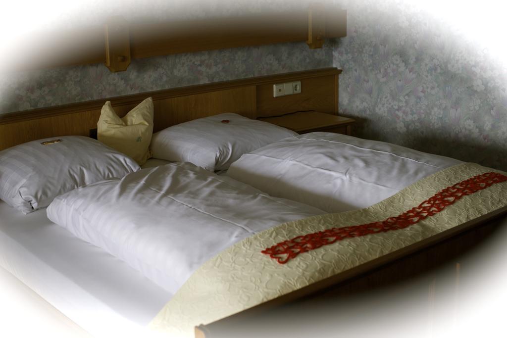 Hotel - Reweschnier Kusel エクステリア 写真